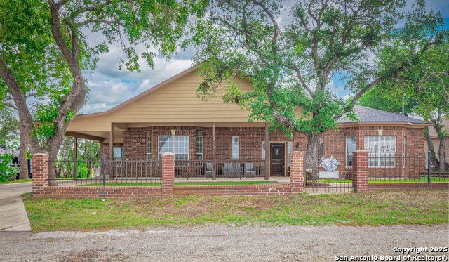 Details for 617 State Highway 123 N, Stockdale, TX 78160
