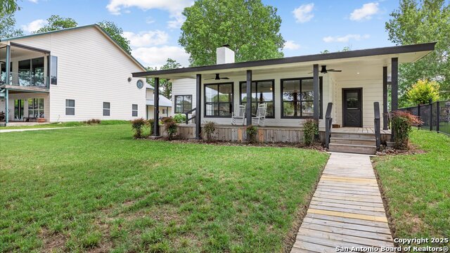 Listing photo id 19 for 1309 Zipp Rd E