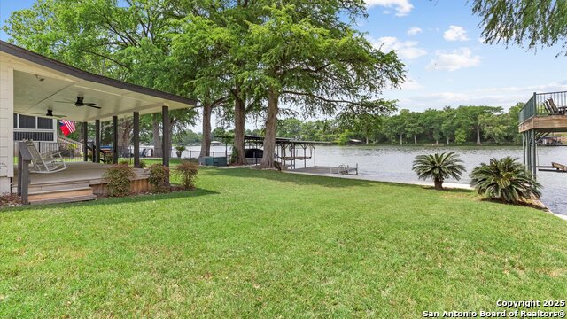 Listing photo id 20 for 1309 Zipp Rd E