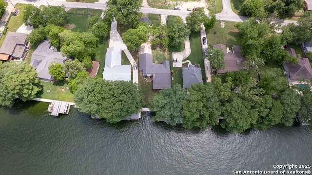 Listing photo id 24 for 1309 Zipp Rd E