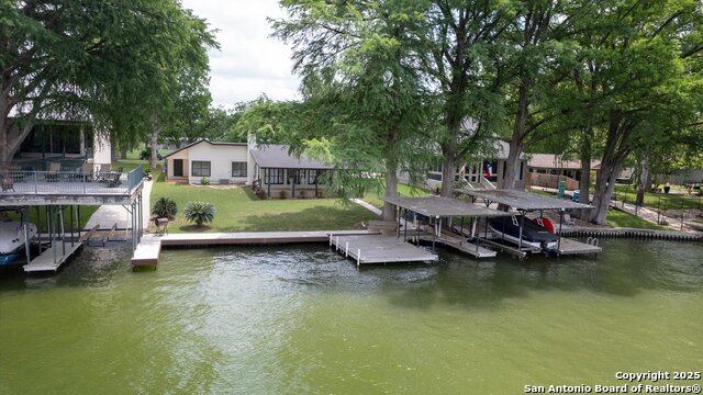 Listing photo id 31 for 1309 Zipp Rd E