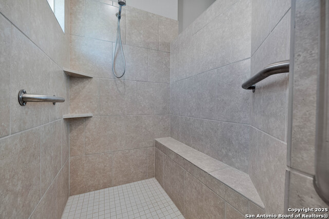 Image 15 of 20 For 11922 Tower Creek