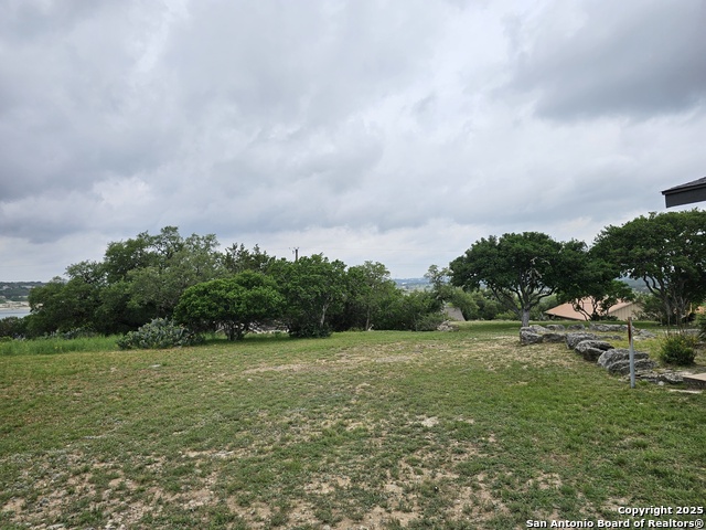 Listing photo id 13 for 0000 Military Dr