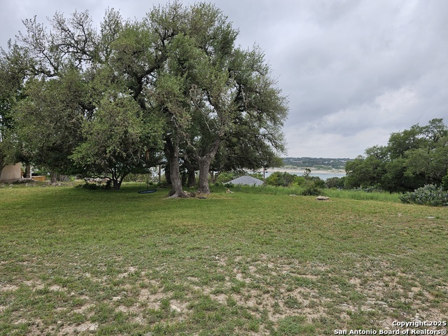 Listing photo id 2 for 0000 Military Dr
