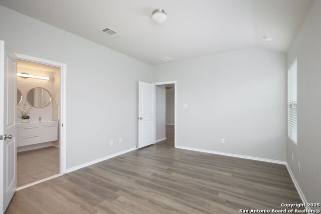 Image 13 of 25 For 14823 Berkshire