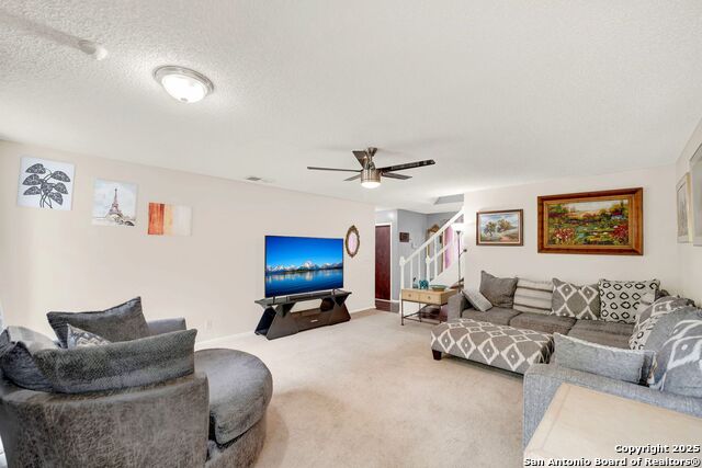 Image 17 of 35 For 8034 Deadwood Rdg