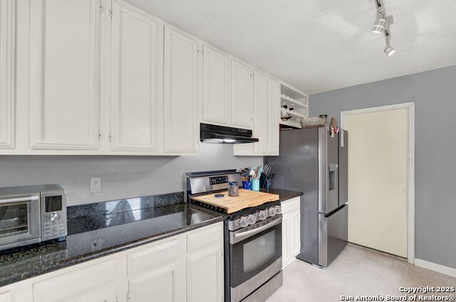 Image 21 of 35 For 8034 Deadwood Rdg