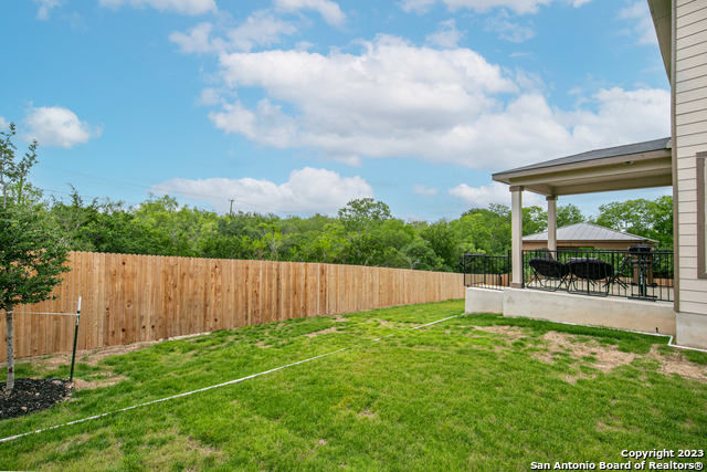 Listing photo id 29 for 10007 Overlook Pt
