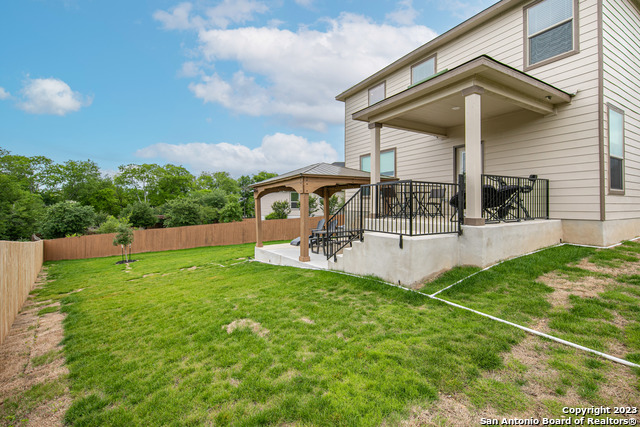 Listing photo id 32 for 10007 Overlook Pt