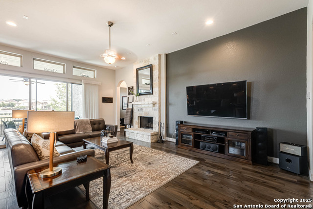 Image 11 of 49 For 724 Sawgrass