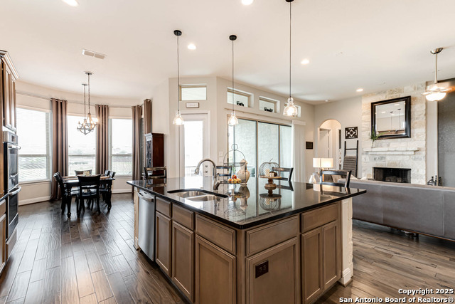 Image 17 of 49 For 724 Sawgrass