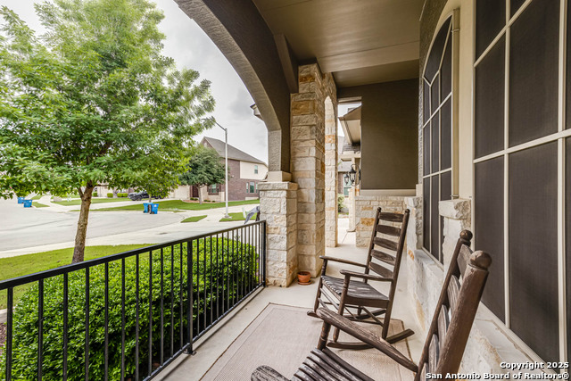 Image 4 of 49 For 724 Sawgrass