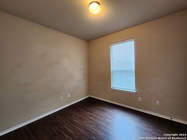 Image 18 of 23 For 297 Rosalie Dr