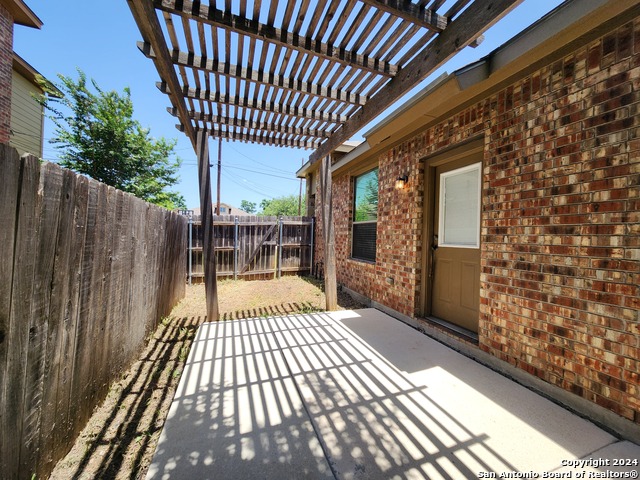 Image 21 of 23 For 297 Rosalie Dr