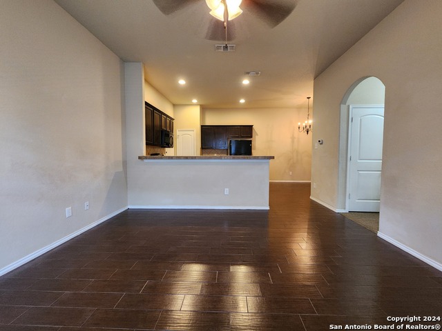 Image 5 of 23 For 297 Rosalie Dr