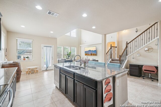 Image 10 of 28 For 132 Grand Vista