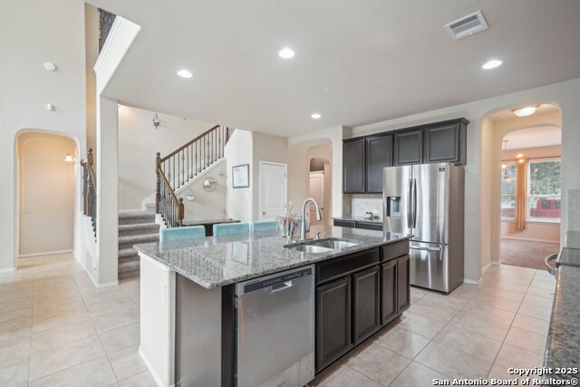 Image 11 of 28 For 132 Grand Vista