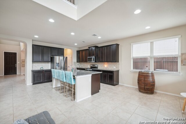 Image 12 of 28 For 132 Grand Vista