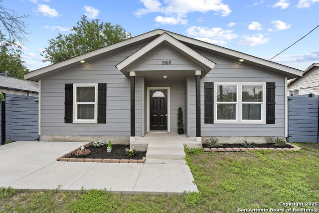 Details for 2614 W Poplar, San Antonio, TX 78207