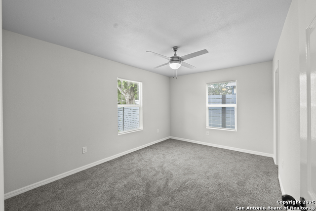 Listing photo id 19 for 2614 W Poplar