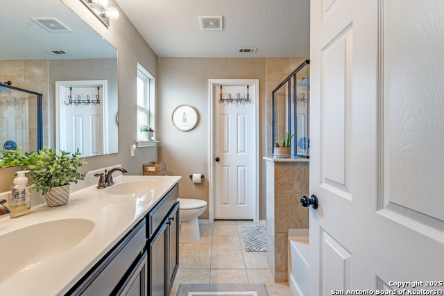 Image 11 of 24 For 7018 Laguna Beach