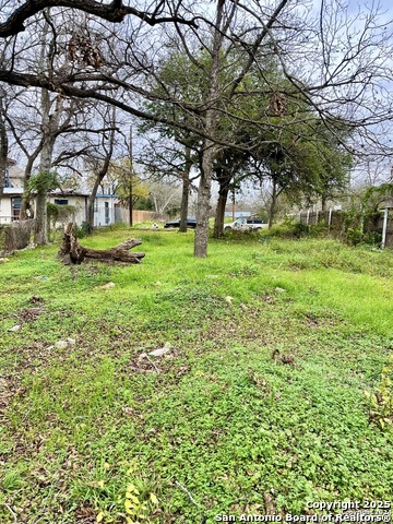 Details for 708 4th  , Natalia, TX 78059
