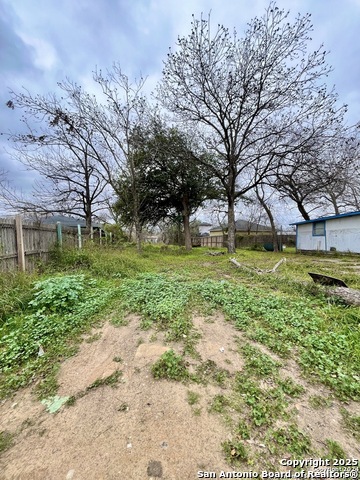 Listing photo id 0 for 708 4th  