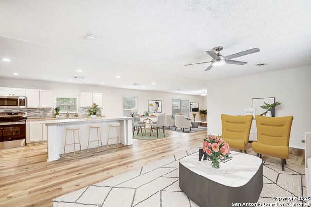 Details for 525 Gatewood Cir, New Braunfels, TX 78130