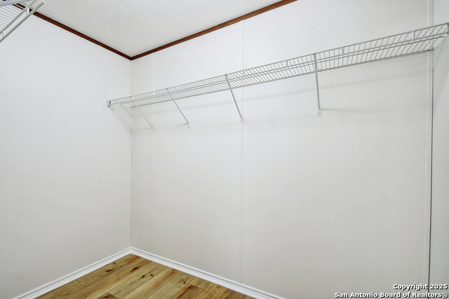 Image 19 of 25 For 525 Gatewood Cir