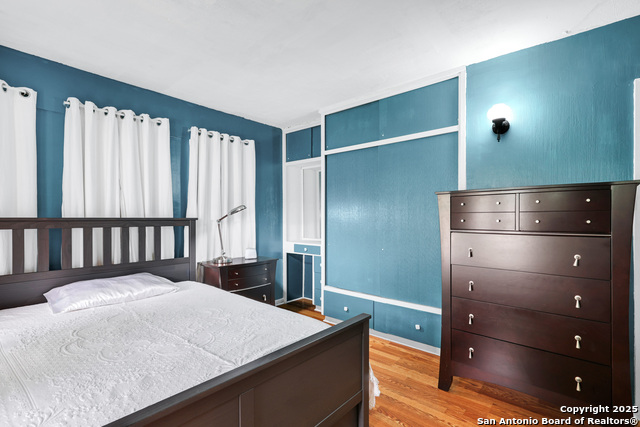 Image 18 of 31 For 632 Broadview W