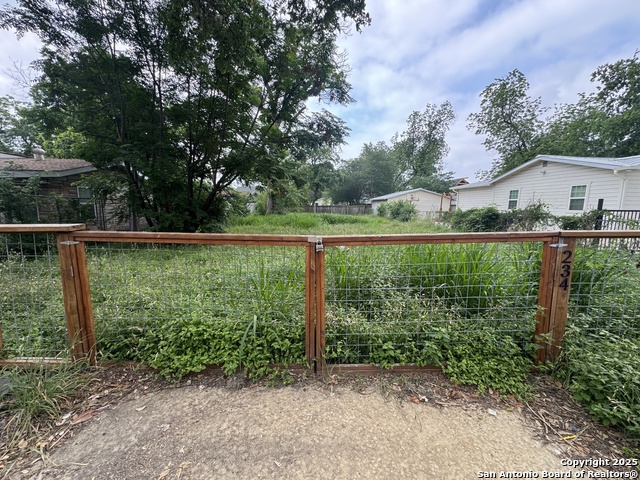 Details for 234 Russell  , San Antonio, TX 78212