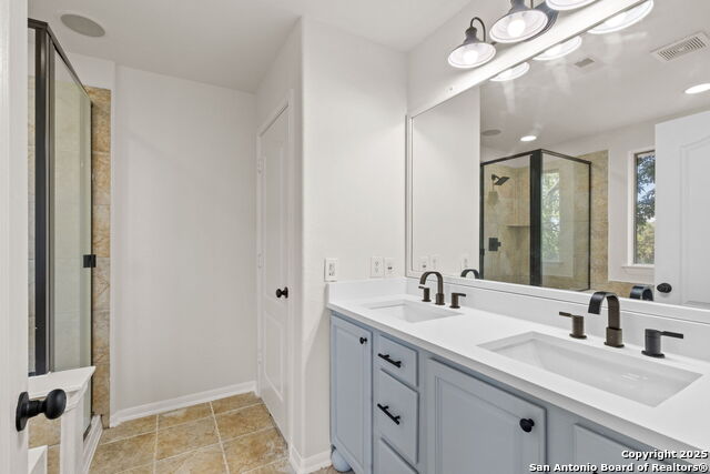 Image 19 of 31 For 113 Clear Water