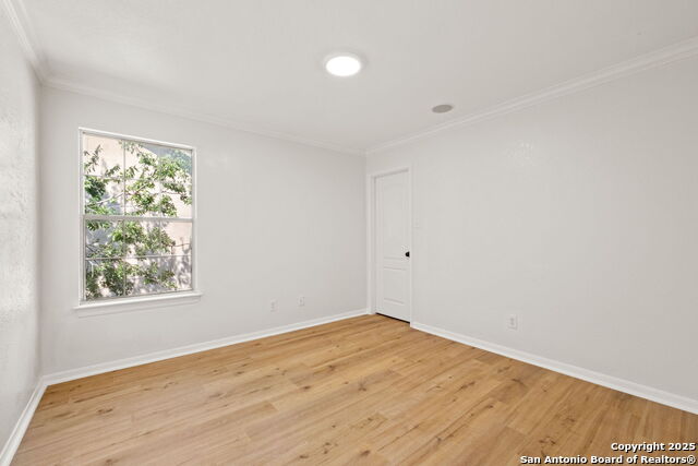 Image 23 of 31 For 113 Clear Water