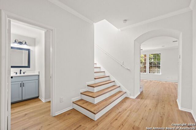 Image 4 of 31 For 113 Clear Water