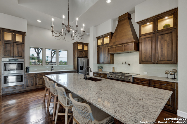 Listing photo id 26 for 2337 Lombardy