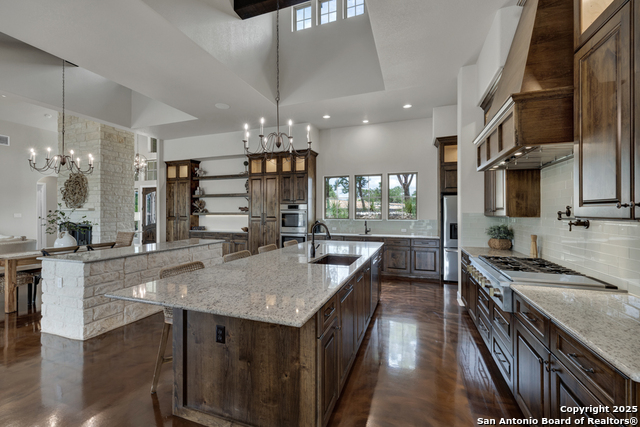 Listing photo id 27 for 2337 Lombardy