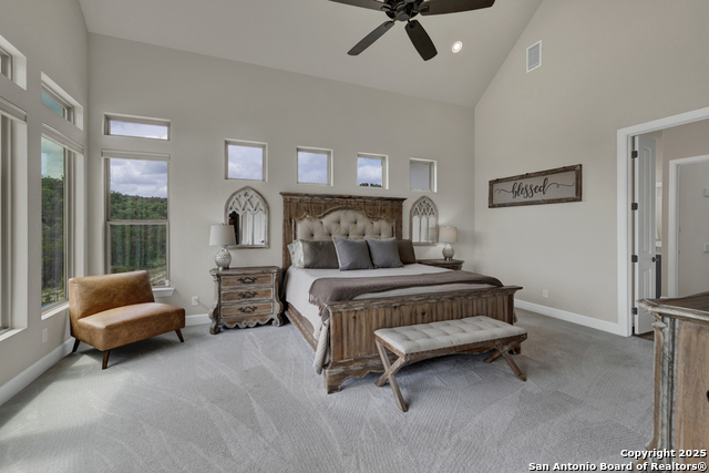 Listing photo id 49 for 2337 Lombardy