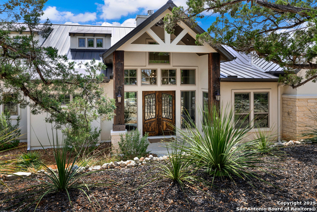 Listing photo id 6 for 2337 Lombardy