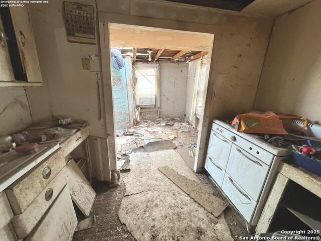 Listing photo id 5 for 1815 14th