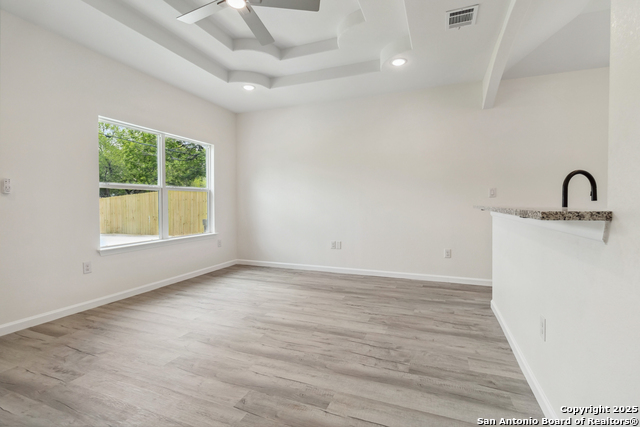 Image 10 of 32 For 567 San Horacio N