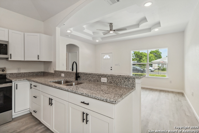 Image 14 of 32 For 567 San Horacio N