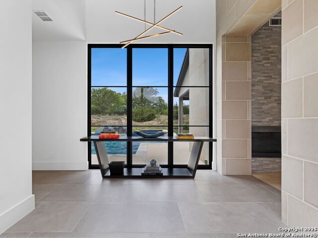Listing photo id 2 for 211 Clubs Drive