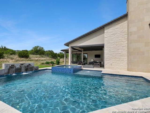 Listing photo id 39 for 211 Clubs Drive