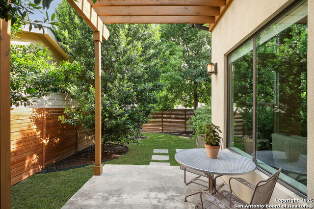 Image 30 of 39 For 440 Olmos E