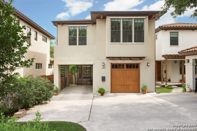 Image 33 of 39 For 440 Olmos E
