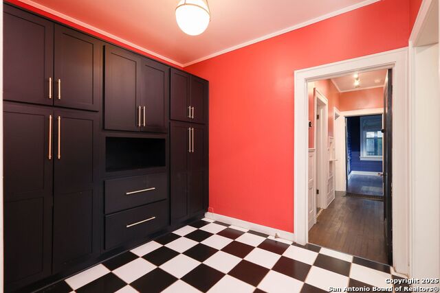 Image 9 of 29 For 418 Rosewood Ave W