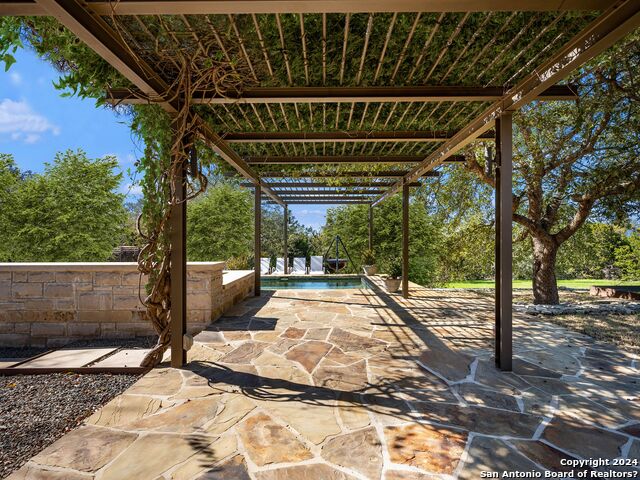 Listing photo id 29 for 25053 Black Creek