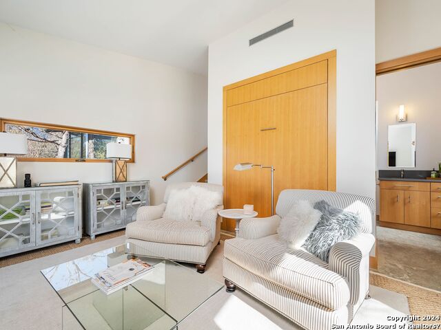 Listing photo id 32 for 25053 Black Creek