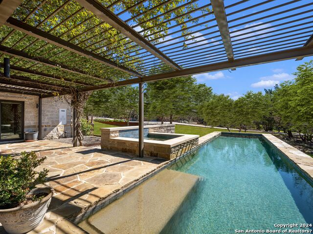 Listing photo id 35 for 25053 Black Creek