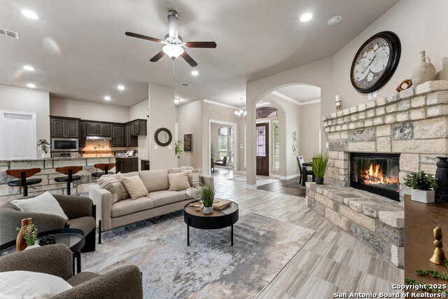 Image 11 of 68 For 4622 Tamaron Park